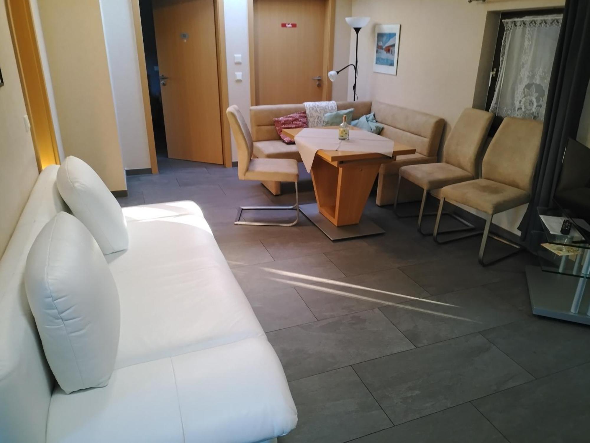 Sonnenhof Apartment Weilmunster Екстериор снимка